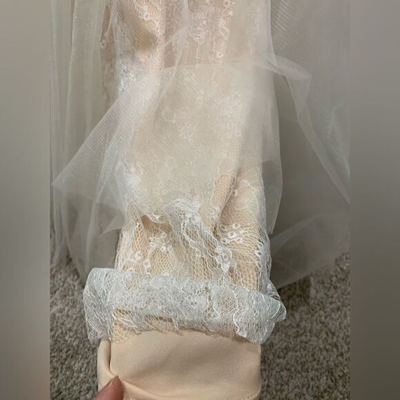 New Gorgeous Embroidered Floral Lace Beaded  Fishtail Halter Gown - Picture 16 of 16